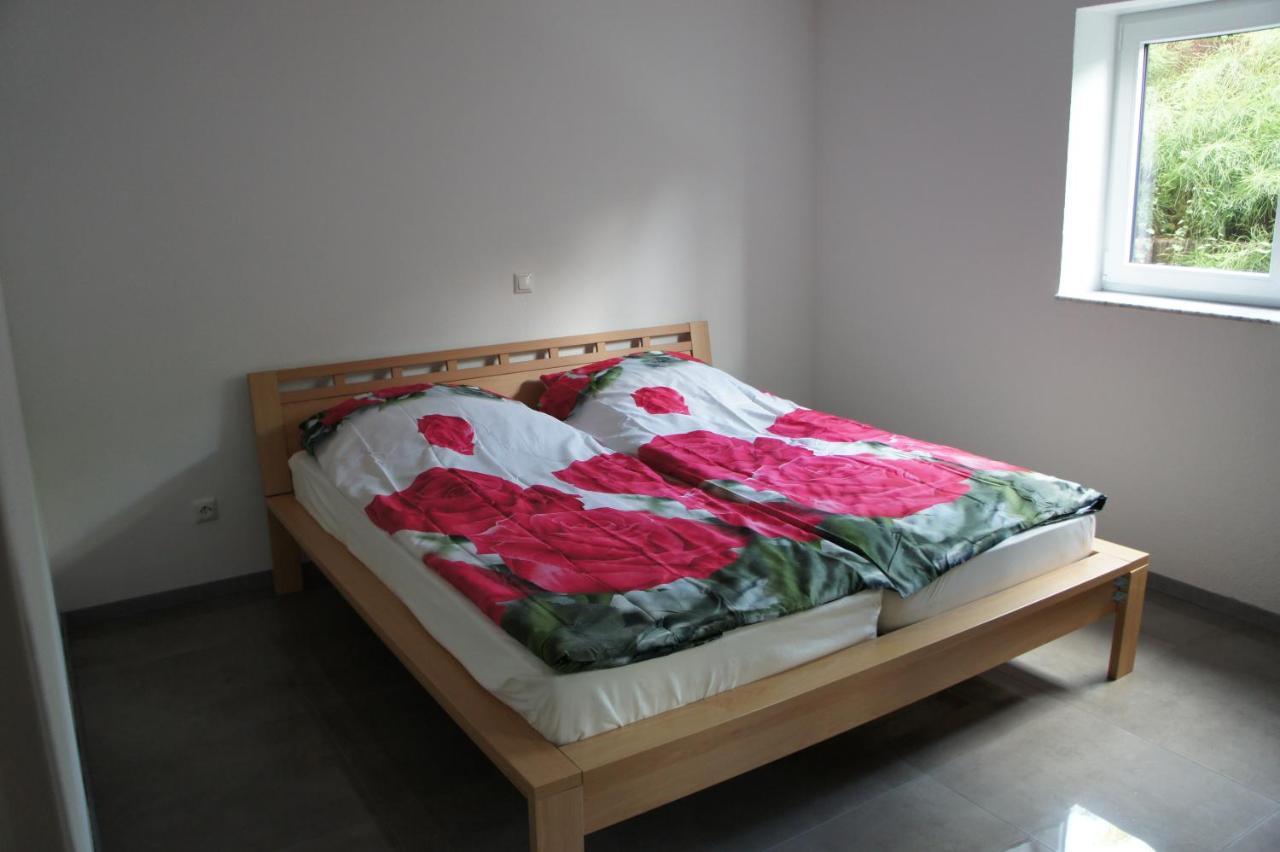 2- Zimmer-Wohnung Weilerswist Bagian luar foto